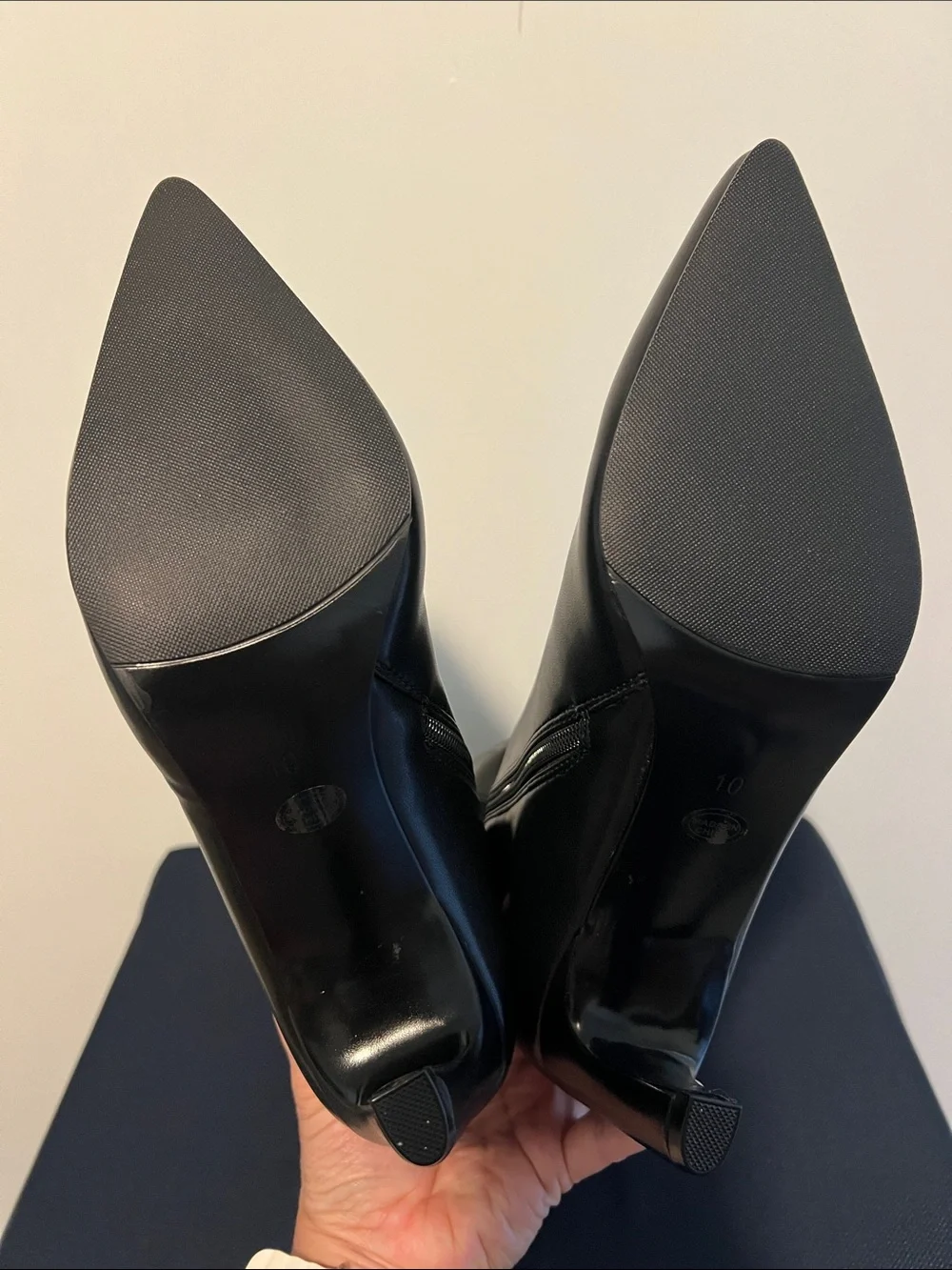 Sleek Black Over-the-Knee Pointed Toe Boots